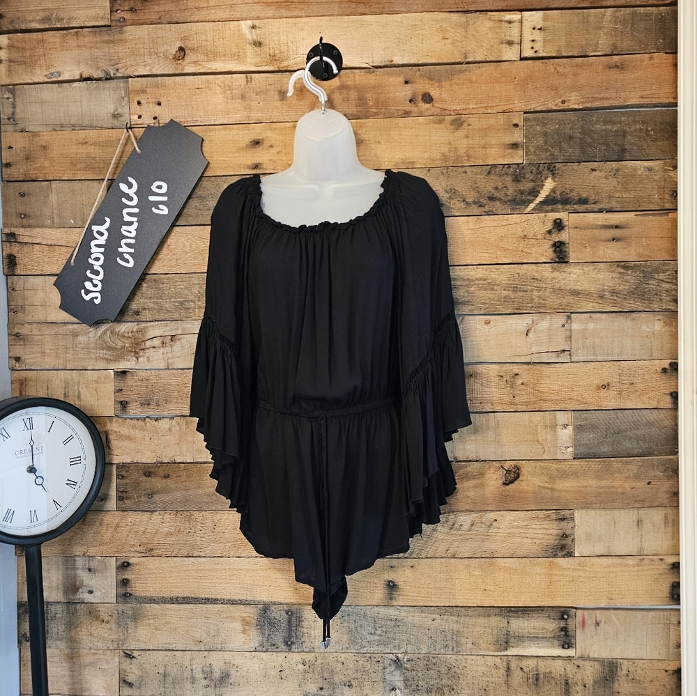 Elan Women's Black Flowy Beach Off Shouder Bell Sleeve Romper Size S